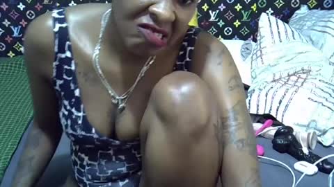Snapshot of velvet_temptress chatting on July 14, 2026, 11:27 am velvet online show from July 14, 2026, 11:27 am