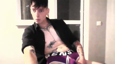 velvetchaossoul online show from July 28, 2026, 7:39 pm