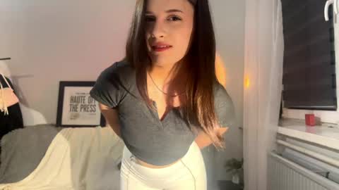 Emma online show from June 2, 2026, 9:28 pm