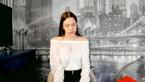 Kelly online show from May 9, 2026, 6:29 am