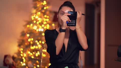 Adalline online show from December 10, 2024, 10:38 am