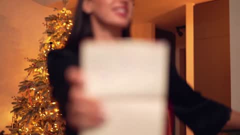 Adalline online show from December 12, 2024, 7:48 pm