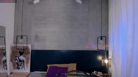 velvettease_ online show from May 3, 2026, 12:55 pm