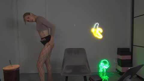 Snapshot of velvettgirl chatting on March 10, 2026, 5:07 pm VelvetTGirl online show from March 10, 2026, 5:07 pm