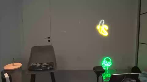 Snapshot of velvettgirl chatting on March 21, 2026, 9:51 pm VelvetTGirl online show from March 21, 2026, 9:51 pm