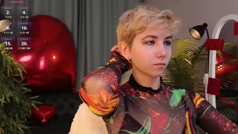 Snapshot of velvetvalkyries chatting on February 15, 2025, 3:06 pm CLEOshort hair TIna long hair online show from February 15, 2025, 3:06 pm