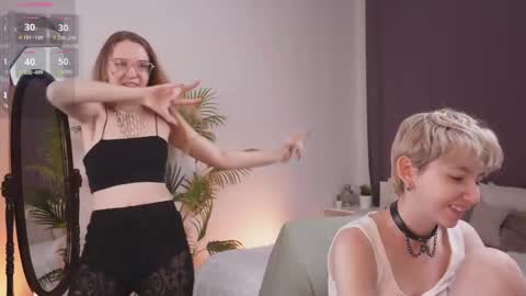 Snapshot of velvetvalkyries chatting on February 23, 2025, 1:42 pm CLEOshort hair TIna long hair online show from February 23, 2025, 1:42 pm