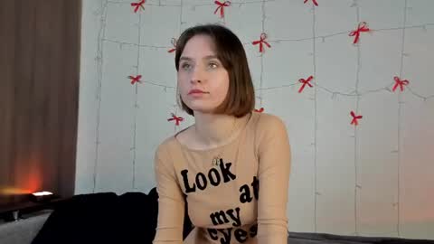 VelvetVine online show from June 24, 2026, 7:51 am