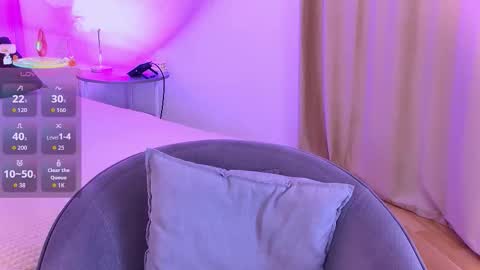 Snapshot of velvetvixencute chatting on October 22, 2025, 5:30 am velvetvixencute online show from October 22, 2025, 5:30 am