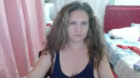 venecasexy44 online show from September 22, 2025, 9:44 am