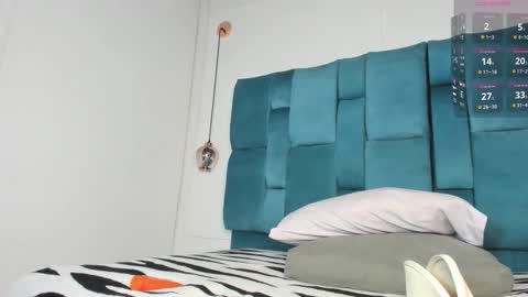 venezolana_caro online show from February 11, 2026, 12:21 pm