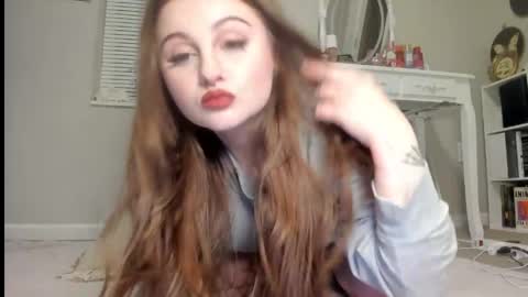 Snapshot of venicebtchh chatting on April 4, 2026, 1:59 am Harley instahailharleyy online show from April 4, 2026, 1:59 am