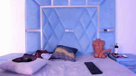 vennusasm1 online show from September 25, 2025, 9:07 pm