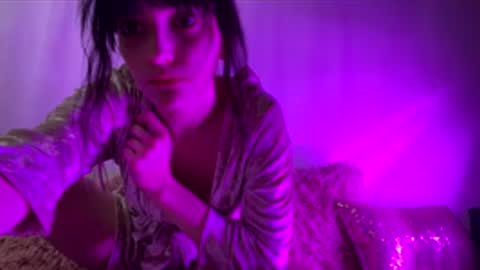 venom_goddess online show from November 27, 2025, 9:50 pm