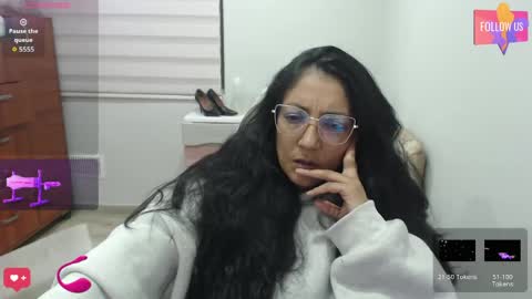 venus496613 online show from May 3, 2026, 2:06 am