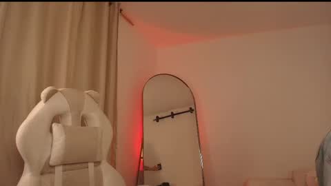 Snapshot of venus_art11 chatting on September 21, 2025, 3:52 am venus_art11 online show from September 21, 2025, 3:52 am