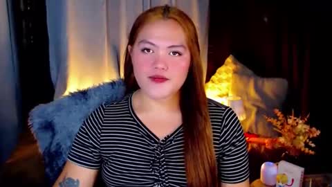 I am Colly Your mystery girl online show from November 17, 2025, 12:49 am