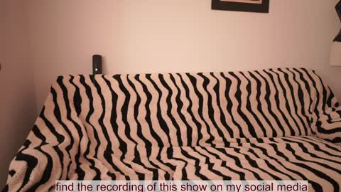 Bella online show from January 10, 2026, 10:39 am