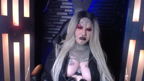 Venus Ink online show from May 4, 2026, 3:19 pm