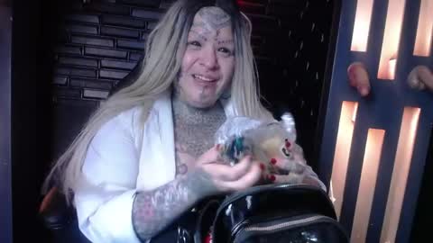 Venus Ink online show from May 9, 2026, 12:21 pm
