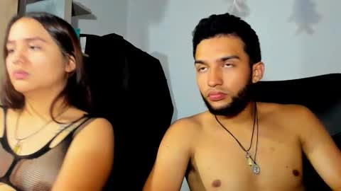 Snapshot of venus_saturno chatting on November 15, 2025, 9:32 pm venus_saturno online show from November 15, 2025, 9:32 pm