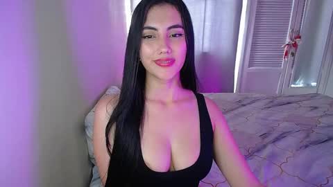 Venus online show from December 18, 2024, 8:25 pm