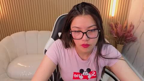 Venus  online show from November 24, 2025, 8:19 pm