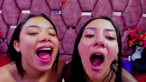 Snapshot of venusandartemis chatting on December 30, 2024, 11:17 pm VenusAndArtemis online show from December 30, 2024, 11:17 pm