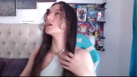 venusHelp me reach 100 like honey online show from February 9, 2025, 5:43 pm