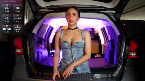 Venus  online show from July 5, 2026, 12:23 pm