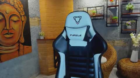 Snapshot of venusblazer chatting on November 2, 2025, 11:12 am Venus Blazer online show from November 2, 2025, 11:12 am