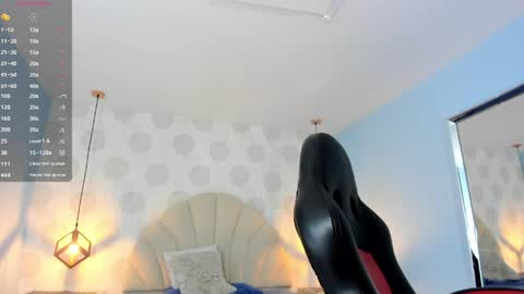 Snapshot of venusgreys1 chatting on May 9, 2026, 12:10 pm VENUS online show from May 9, 2026, 12:10 pm