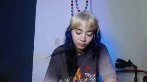 Venus online show from February 7, 2025, 4:16 am