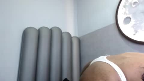 Snapshot of venuss_03 chatting on October 12, 2025, 3:27 am venuss_03 online show from October 12, 2025, 3:27 am