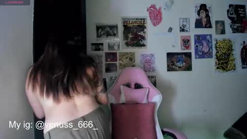 Snapshot of venussx_x chatting on October 16, 2025, 5:30 am   Venus  MY BDAY 29 SEPT online show from October 16, 2025, 5:30 am