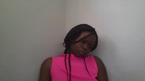 vera_bright online show from February 8, 2025, 9:35 am