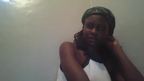 vera_bright online show from February 20, 2025, 3:52 pm