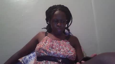vera_bright online show from March 1, 2025, 7:48 pm