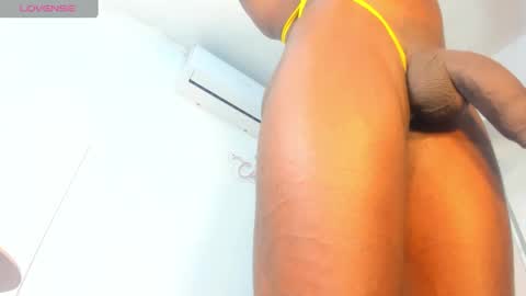 Snapshot of vera_candella chatting on September 17, 2025, 1:35 pm vera online show from September 17, 2025, 1:35 pm