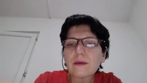 Snapshot of vera_elle chatting on October 13, 2025, 8:31 pm Vera online show from October 13, 2025, 8:31 pm