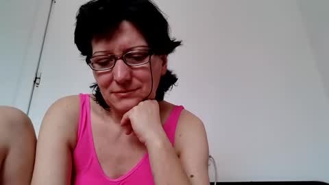 Snapshot of vera_elle chatting on February 11, 2026, 12:43 pm Vera online show from February 11, 2026, 12:43 pm