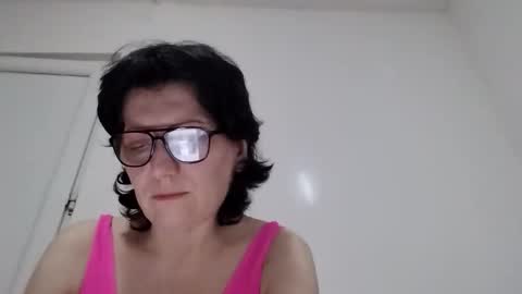 Snapshot of vera_elle chatting on February 26, 2026, 8:52 pm Vera online show from February 26, 2026, 8:52 pm