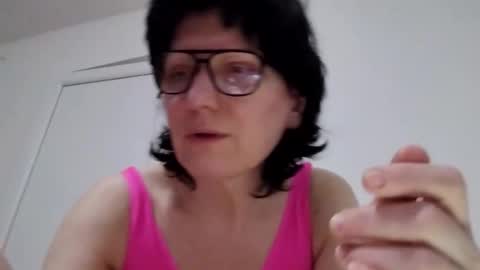 Snapshot of vera_elle chatting on March 3, 2026, 6:14 pm Vera online show from March 3, 2026, 6:14 pm