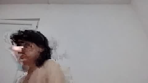 Snapshot of vera_elle chatting on March 5, 2026, 6:59 pm Vera online show from March 5, 2026, 6:59 pm