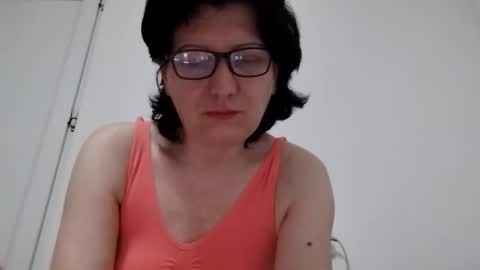 Snapshot of vera_elle chatting on March 18, 2026, 7:50 pm Vera online show from March 18, 2026, 7:50 pm