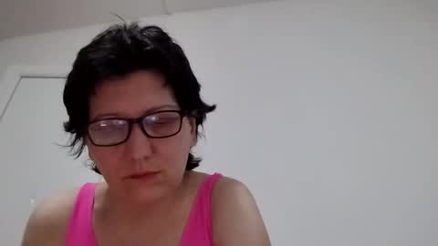 Snapshot of vera_elle chatting on April 16, 2026, 5:36 pm Vera online show from April 16, 2026, 5:36 pm