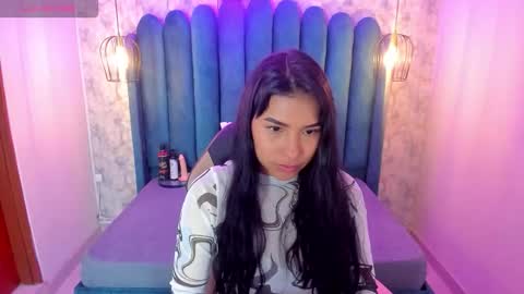 Domelipa  online show from February 6, 2026, 12:08 pm