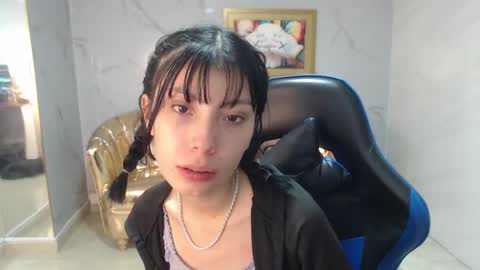 Snapshot of verana_s chatting on October 24, 2025, 8:33 am Verana online show from October 24, 2025, 8:33 am