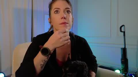 Vera Victors online show from July 10, 2026, 3:22 am