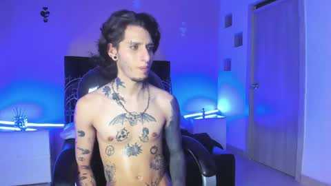 vergil_noir online show from April 24, 2026, 4:59 am